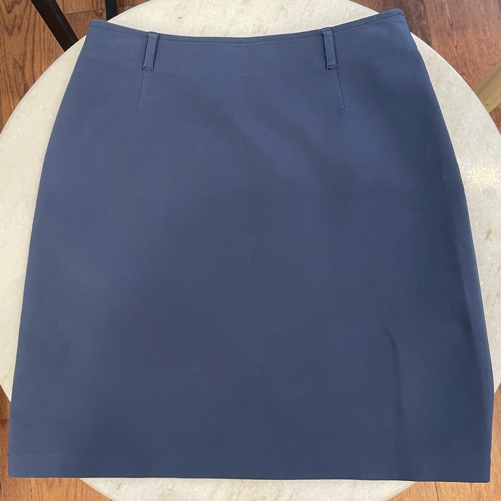 Prada Italy Dark Navy Classic Pensil Midi Skirt Size EU 38, US 6